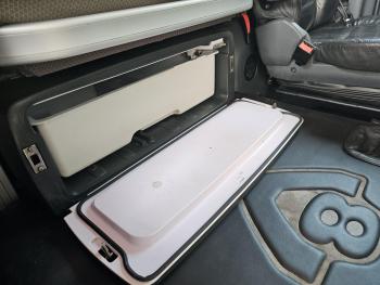 R500 V8 / MANUAL / RETARDER